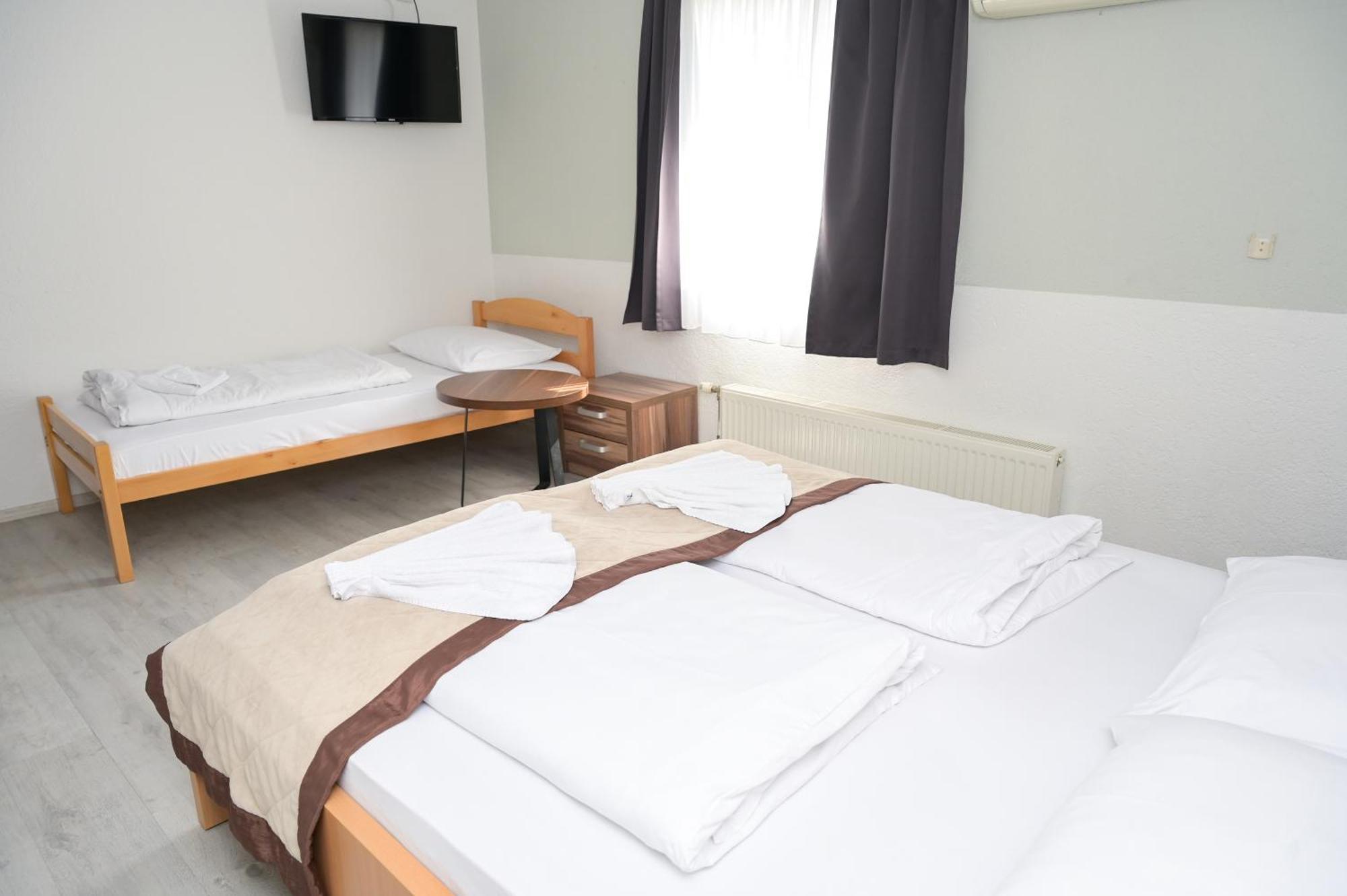 Motel Plaza Jajce Exterior photo